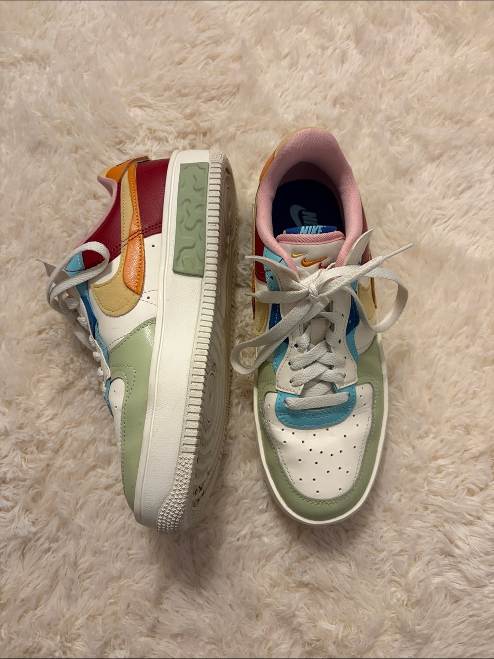 Nike Women’s Multicolor Air Force-1 Sneakers - Stylish Everyday Comfort